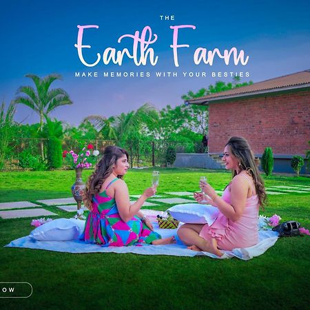 The Earth Farm Villa Nashik Luaran gambar